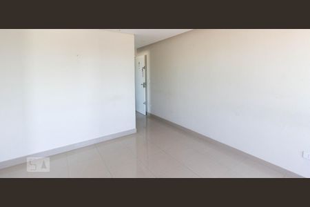Sala de apartamento para alugar com 2 quartos, 55m² em Piqueri, São Paulo