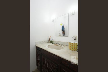 Apartamento à venda com 98m², 2 quartos e 1 vagaBanheiro