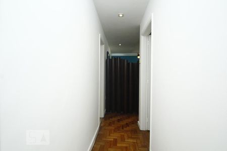 Apartamento à venda com 98m², 2 quartos e 1 vagaCorredor