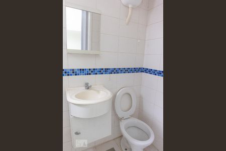 Apartamento para alugar com 95m², 3 quartos e 2 vagasBanheiro de Serviço