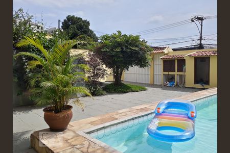 Área Externa de casa à venda com 4 quartos, 335m² em Taquara, Rio de Janeiro
