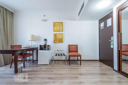 Quarto de kitnet/studio à venda com 1 quarto, 30m² em Chácara Santo Antônio (zona Sul), São Paulo
