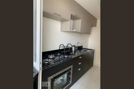 Cozinha de apartamento à venda com 2 quartos, 61m² em Vila Califórnia, São Paulo