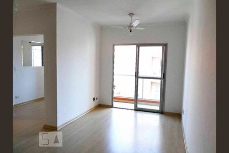 Apartamento à venda com 70m², 3 quartos e 1 vaga Apartamento à venda com 70m², 3 quartos e 1 vagaSala