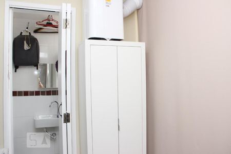 Apartamento à venda com 78m², 2 quartos e 1 vagaquarto de serviço