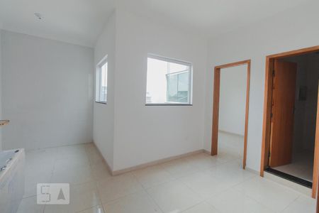 Sala e cozinha de apartamento para alugar com 1 quarto, 32m² em Vila Esperança, São Paulo