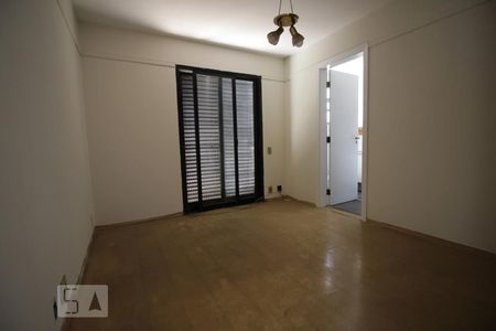 Apartamento para alugar com 380m², 3 quartos e 2 vagasSuíte 2