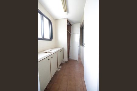 Apartamento para alugar com 380m², 3 quartos e 2 vagasÁrea de Serviço