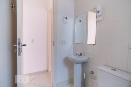 Apartamento à venda com 70m², 2 quartos e 1 vaga Apartamento à venda com 70m², 2 quartos e 1 vagaBanheiro