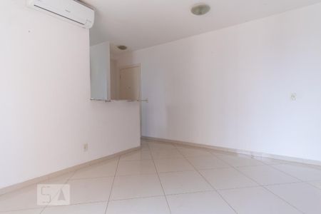 Sala de apartamento à venda com 2 quartos, 70m² em Bonfim, Campinas