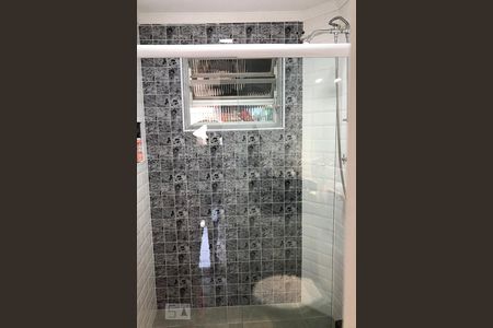 Banheiro suíte 01 de apartamento à venda com 2 quartos, 60m² em Vila Gomes Cardim, São Paulo