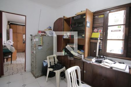 Casa à venda com 172m², 4 quartos e 2 vagasQuarto 3