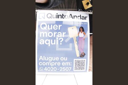 Casa à venda com 172m², 4 quartos e 2 vagasplaquinha