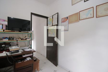 Casa à venda com 172m², 4 quartos e 2 vagasQuarto 3