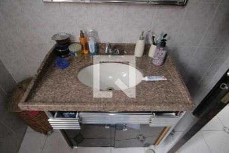 Casa à venda com 172m², 4 quartos e 2 vagasBanheiro