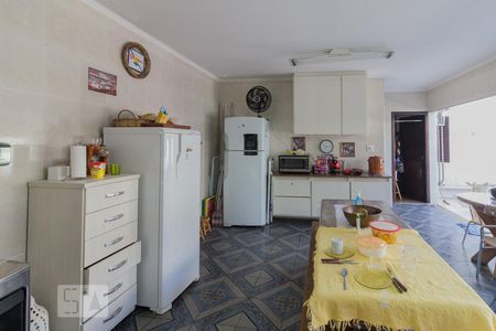 Casa à venda com 300m², 6 quartos e 8 vagasCozinha 02