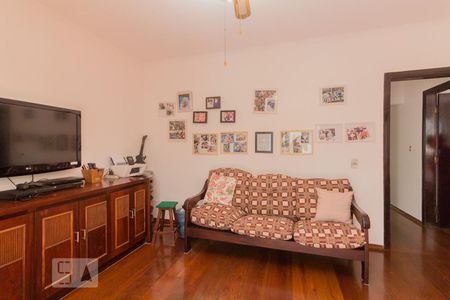 Casa à venda com 300m², 6 quartos e 8 vagasQuarto 03