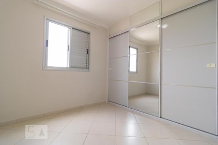Quarto 02 de apartamento para alugar com 3 quartos, 72m² em Parque Brasília, Campinas