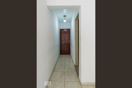 Sala - Hall da entrada de apartamento para alugar com 2 quartos, 68m² em Olaria, Rio de Janeiro
