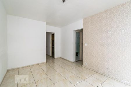 Sala de apartamento para alugar com 2 quartos, 68m² em Olaria, Rio de Janeiro