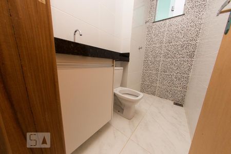 Apartamento para alugar com 55m², 2 quartos e 1 vaga Apartamento para alugar com 55m², 2 quartos e 1 vagaBanheiro