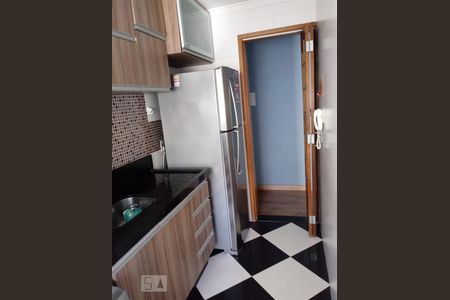 Apartamento à venda com 48m², 2 quartos e 1 vaga Apartamento à venda com 48m², 2 quartos e 1 vagaCozinha