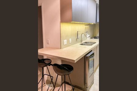 Apartamento para alugar com 107m², 2 quartos e 2 vagas Apartamento para alugar com 107m², 2 quartos e 2 vagasCozinha