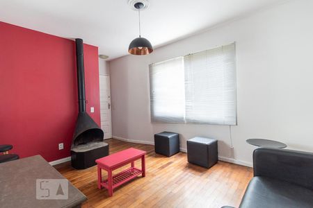 Sala de apartamento para alugar com 1 quarto, 41m² em Petrópolis, Porto Alegre