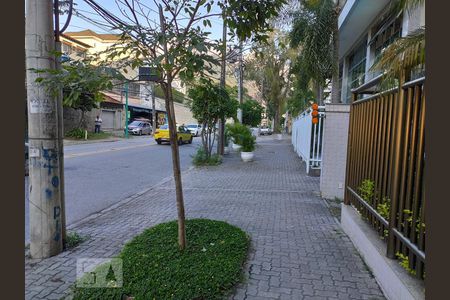 Apartamento à venda com 236m², 3 quartos e 2 vagasEntrada do Prédio