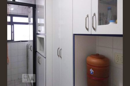 Apartamento à venda com 55m², 2 quartos e 1 vagaCozinha