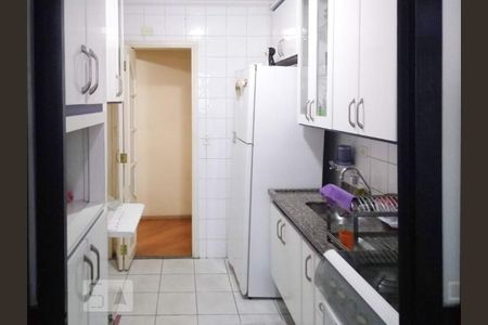 Apartamento à venda com 55m², 2 quartos e 1 vagaCozinha