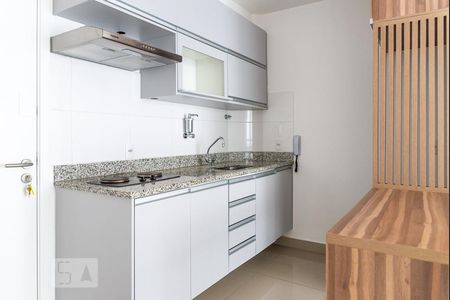 Cozinha de apartamento para alugar com 1 quarto, 40m² em Consolação, São Paulo