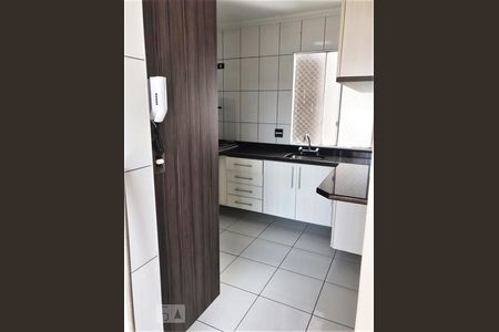 Apartamento à venda com 61m², 3 quartos e 1 vagaCozinha
