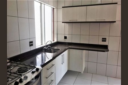 Apartamento à venda com 61m², 3 quartos e 1 vagaCozinha