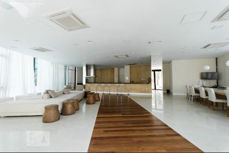 Studio para alugar com 46m², 1 quarto e 1 vagaÁrea comum - Salão de festas