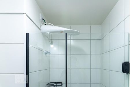 Banheiro de apartamento para alugar com 1 quarto, 28m² em Consolação, São Paulo