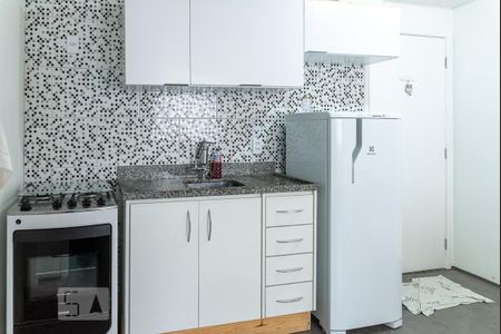 Cozinha de apartamento para alugar com 1 quarto, 28m² em Consolação, São Paulo