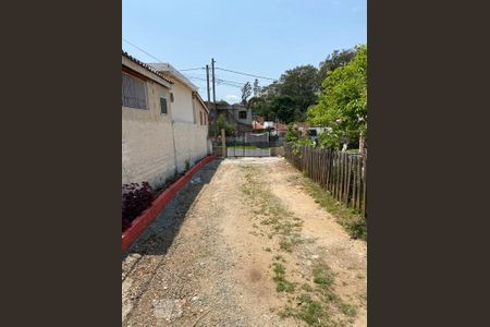 Quintal de casa à venda com 2 quartos, 80m² em Tingui, Curitiba
