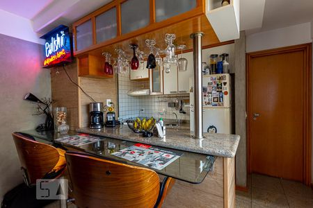 Cozinha  de apartamento à venda com 1 quarto, 58m² em Ingá, Niterói
