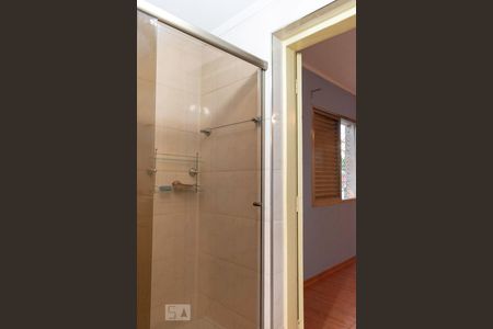 Banheiro da Suíte de casa à venda com 4 quartos, 198m² em Vila Firmiano Pinto, São Paulo