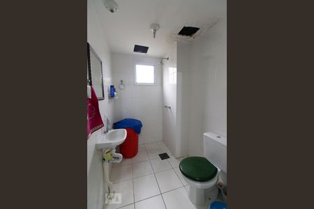 Banheiro de apartamento à venda com 2 quartos, 45m² em Jardim Ibitirama, São Paulo