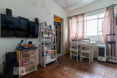 Casa à venda com 80m², 1 quarto e 1 vagaSala