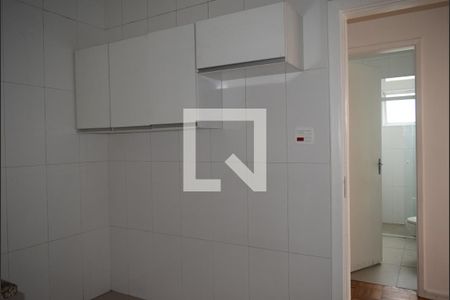 Apartamento para alugar com 91m², 3 quartos e sem vagaCozinha
