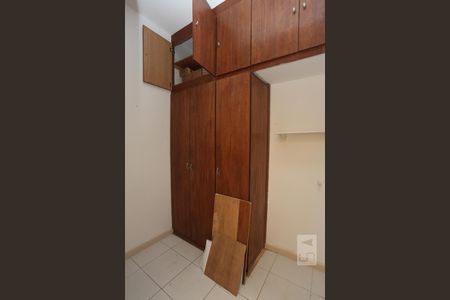 Apartamento para alugar com 111m², 3 quartos e sem vagaQuarto de Serviço