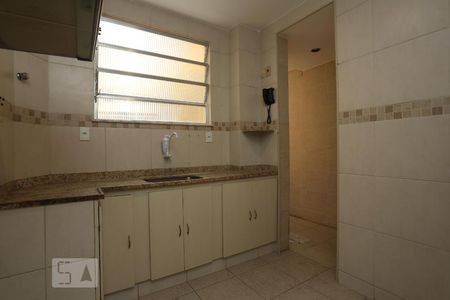 Apartamento para alugar com 111m², 3 quartos e sem vagaCozinha