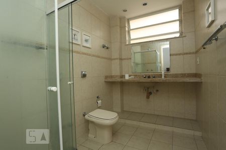 Apartamento para alugar com 111m², 3 quartos e sem vagaBanheiro