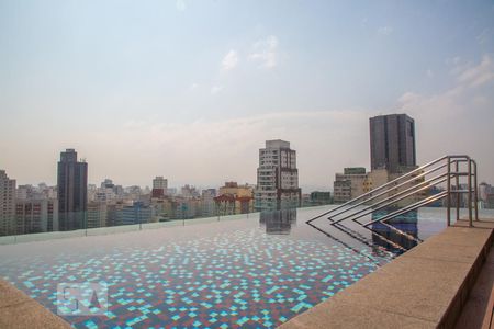 Studio à venda com 36m², 1 quarto e 1 vagaPiscina