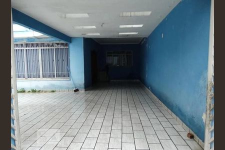 Casa à venda com 230m², 3 quartos e 4 vagasGaragem