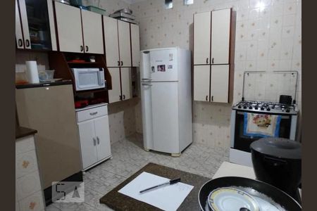 Casa à venda com 230m², 3 quartos e 4 vagasCozinha