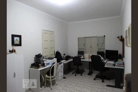 Casa à venda com 230m², 3 quartos e 4 vagasQuarto 1